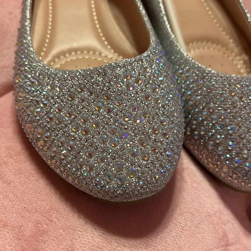 Top moda comfort girls shoes size 6.5 GUC